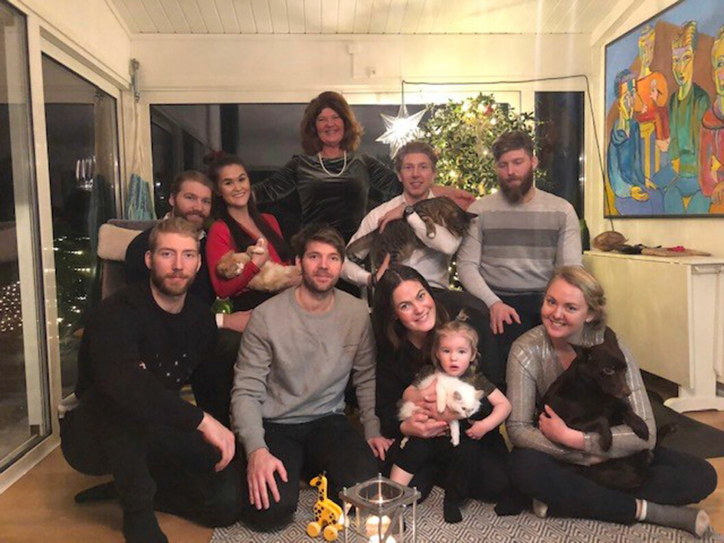 Karin Granberg i Fråga doktorn med sin stora familj! Karin Granberg i Fråga doktorn med sin stora familj!