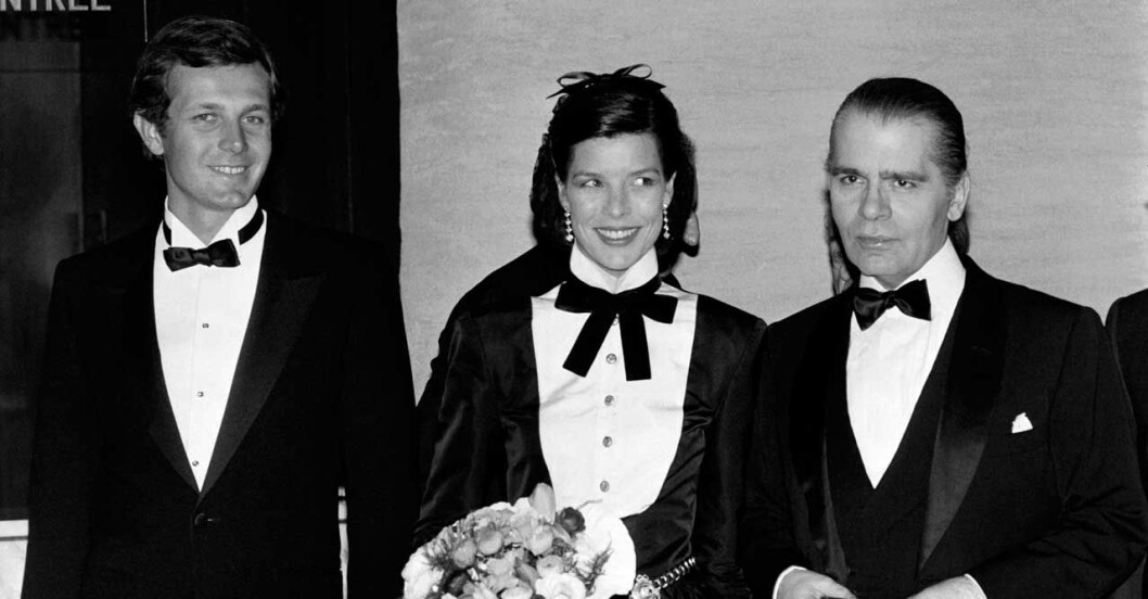 Caroline med maken Stefano Casiraghi och designern Karl Lagerfeld år 1985. Caroline med maken Stefano Casiraghi och designern Karl Lagerfeld år 1985.