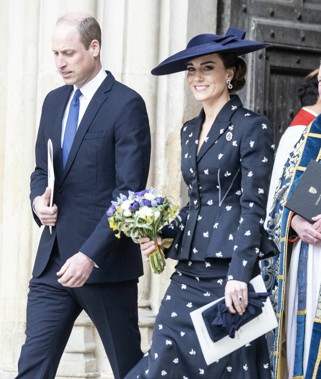 Kate anlände med ett leende på läpparna. Prins William och prinsessan Kate