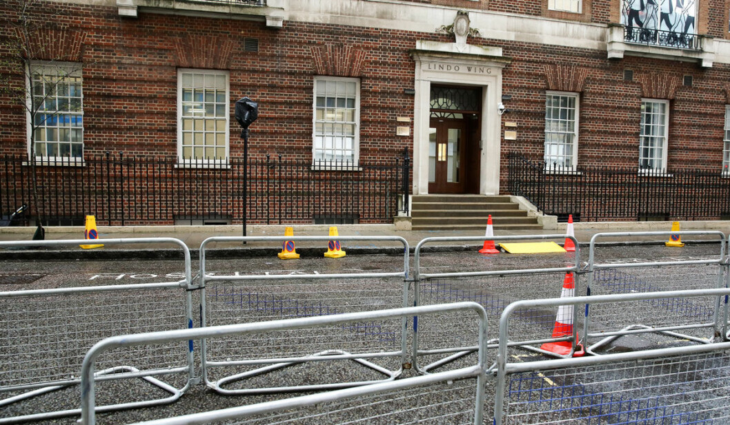Kate föder hennes och Wills tredje barn i Lindo Wing på St Marys sjukhus. Kate föder hennes och Wills tredje barn i Lindo Wing på St Marys sjukhus.