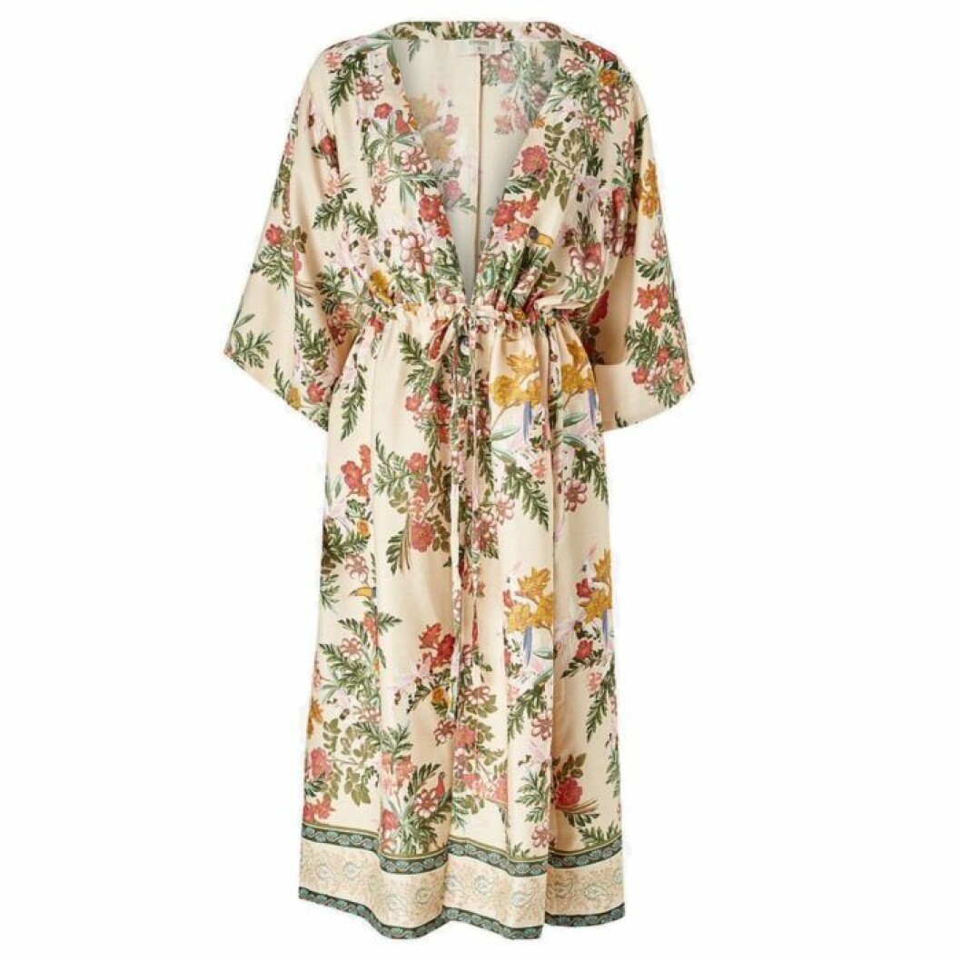 Blommig kimono från Ellos
