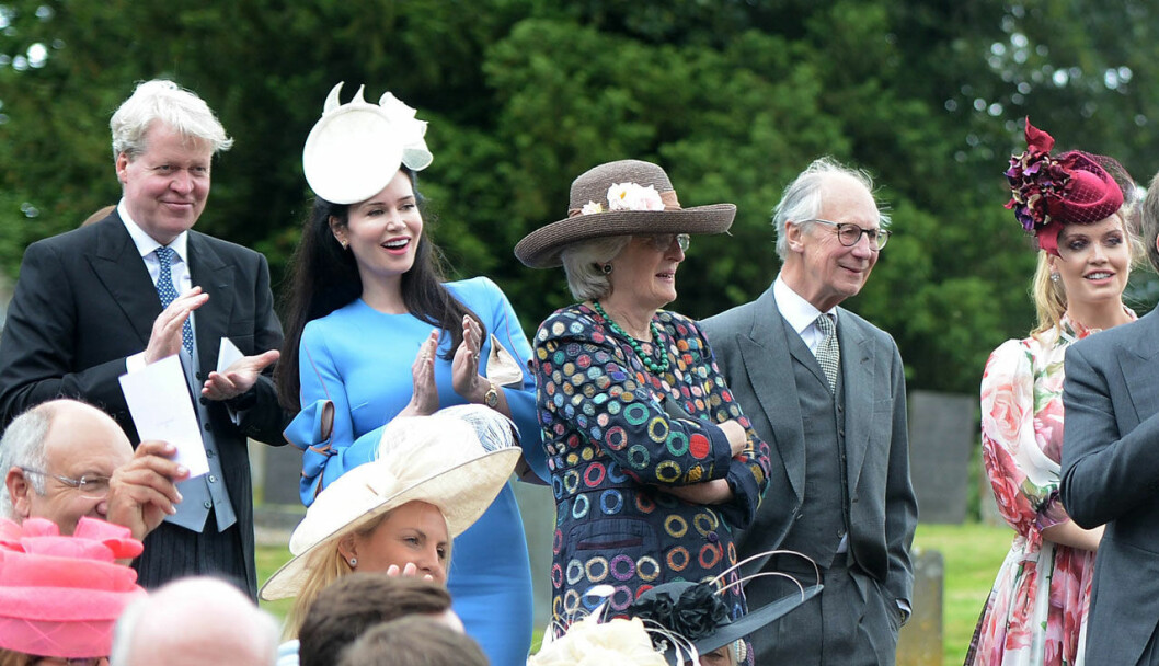 Kitty (längst till höger) med pappa Charles Spencer och hans nya fru Karen, samt prinsessan Dianas syster Jane med sin man. Kitty (längst till höger) med pappa Charles Spencer och hans nya fru Karen, samt prinsessan Dianas syster Jane med sin man.