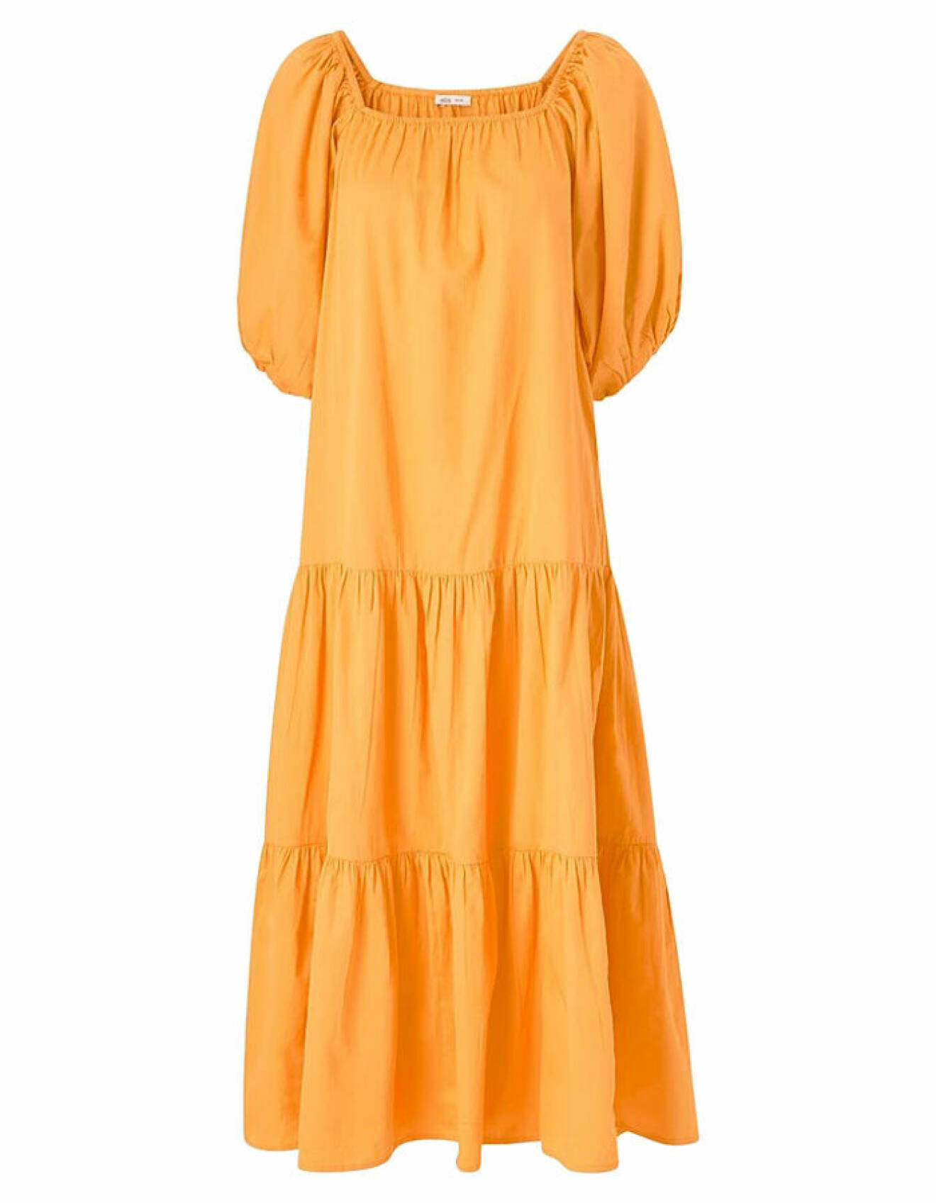gul maxiklänning med kort ballongärm från ellos collection
