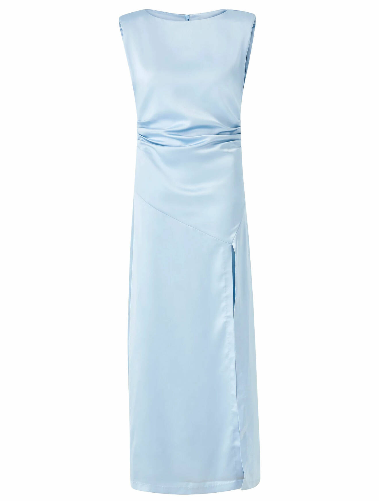 ljusblå klänning i satin med slits från joelle