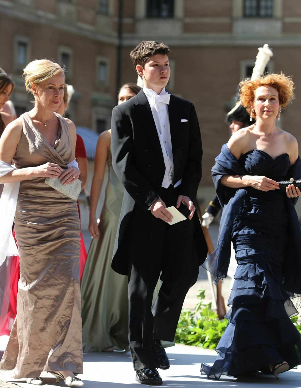 Systrarna Karen och Annalisa O’Neill. Systrarna från Chris pappas sida.