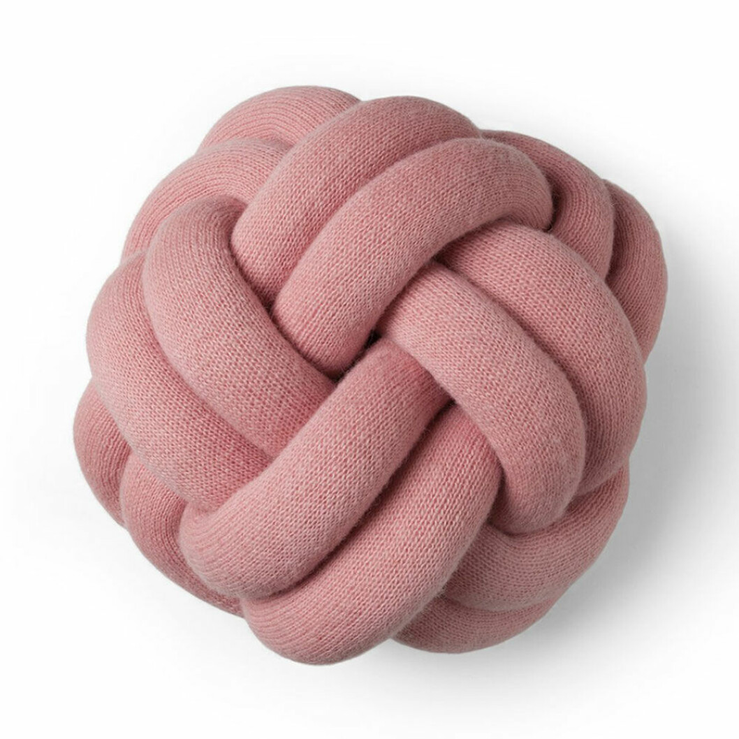 Knot kudde från Design House Stockholm