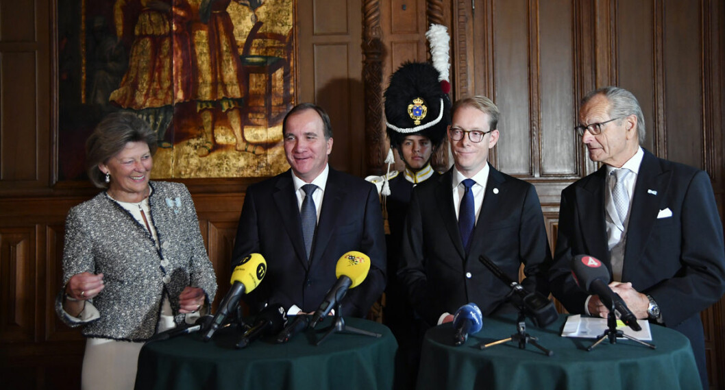 Kirstine von Blixen-Finecke, Stefan Löfven, Tobias Billström, Ingemar Eliasson efter att prins Gabriels namn presenterats.