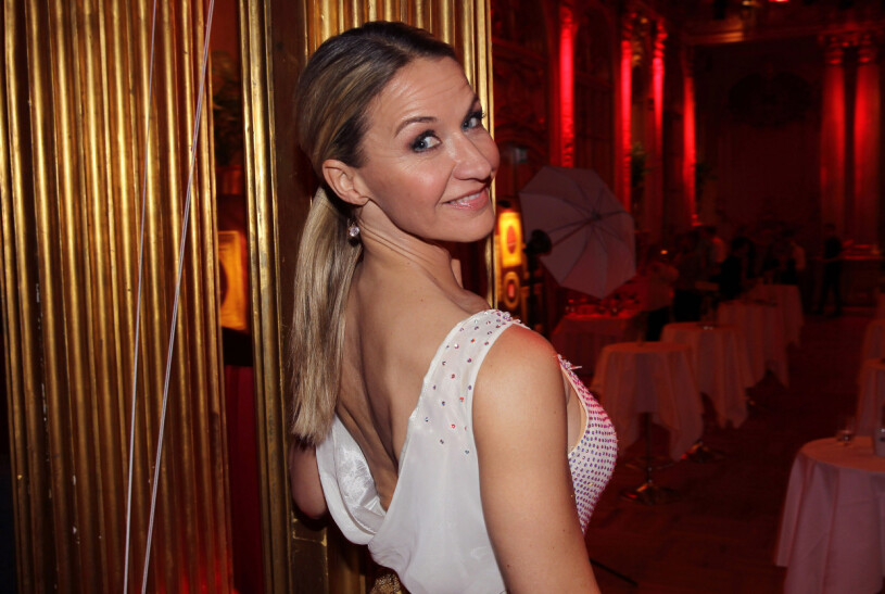 Kristin har full koll på Let's Dance. Hon tog sig själv till final 2019 och vann. Kristin Kaspersen i Let's Dance