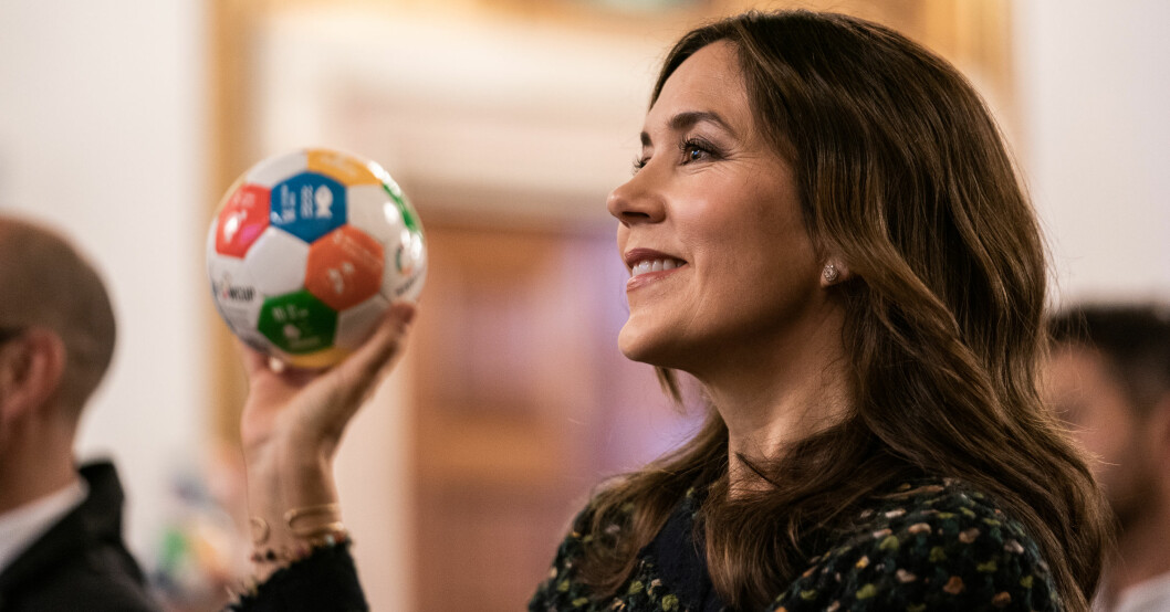 Mary försökte peppa till, det får man ge henne. Kronprinsessan Mary.