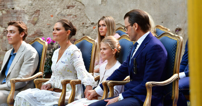 Prinsessan Estelle kan alltid räkna med sina föräldrar. Kronprinsessan Victoria, prinsessan Estelle och prins Daniel