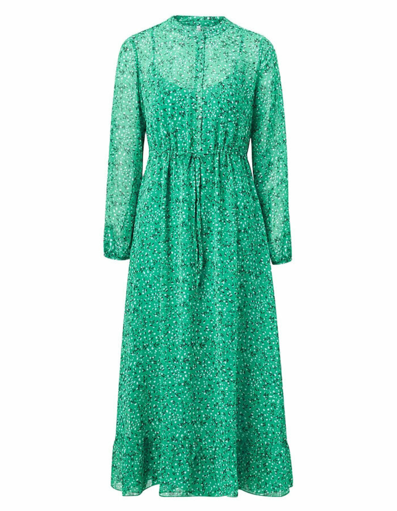 grön blommig klänning med knappar, dragsko i midja och långa ärmar från only
