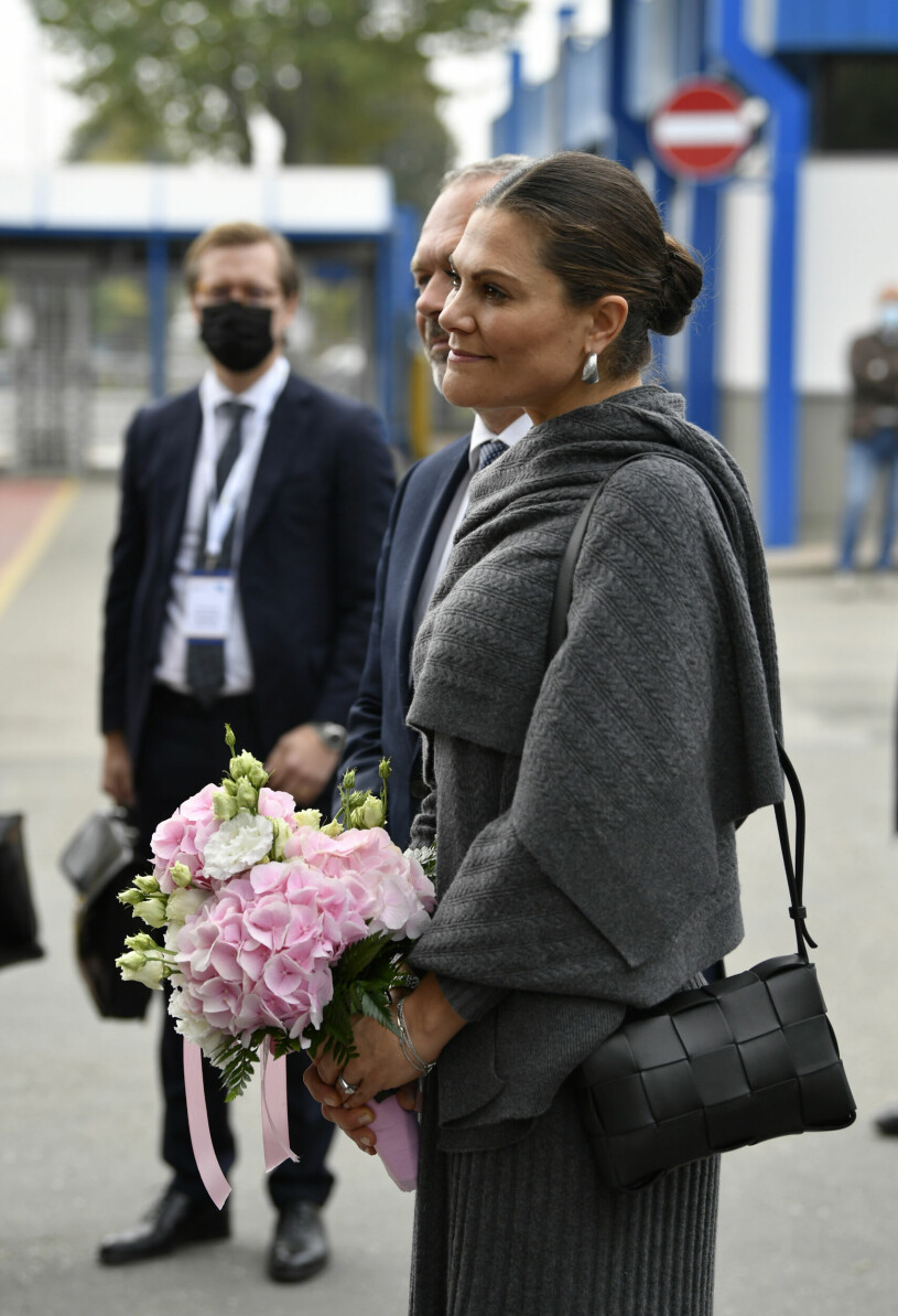 Kronprinsessan Victoria svart flätad skinnväska