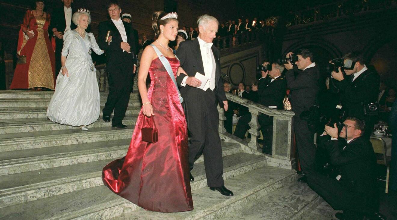Kronprinsessan Victorias Nobelklänning 2001