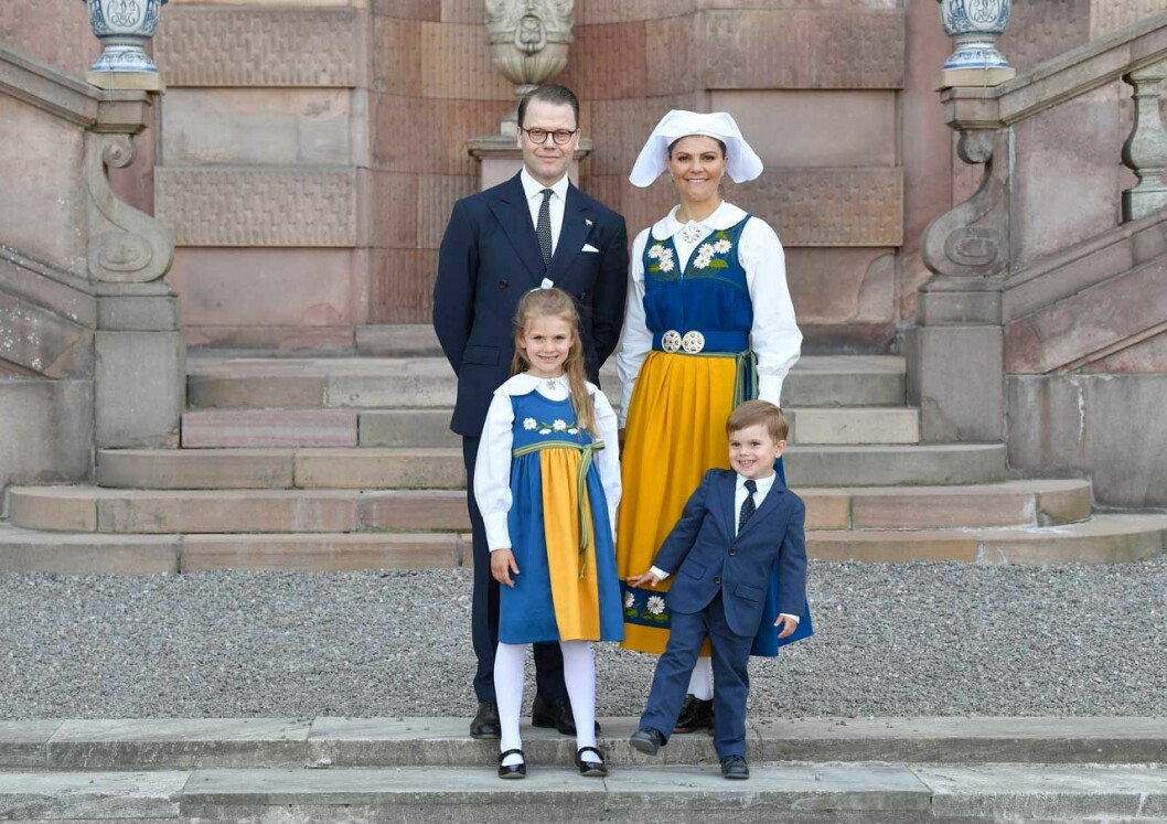 Kronprinsessfamiljen på nationaldagen 2019. Kronprinsessfamiljen på nationaldagen 2019.