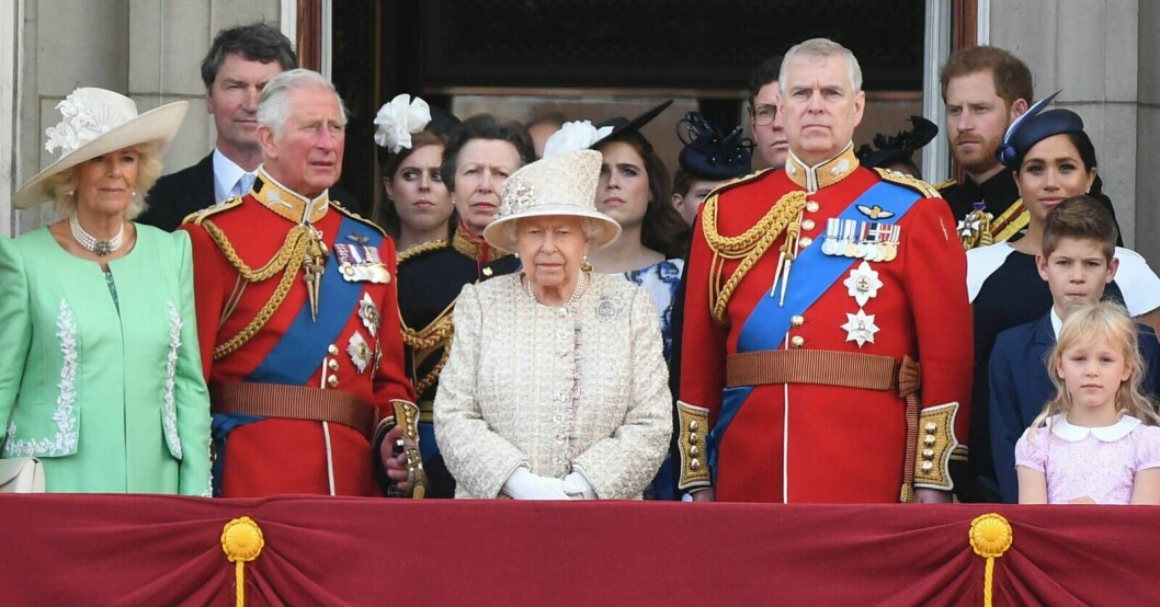 Hemska beskedet till drottning Elizabeth – kungafamiljen i kris efter skandalen