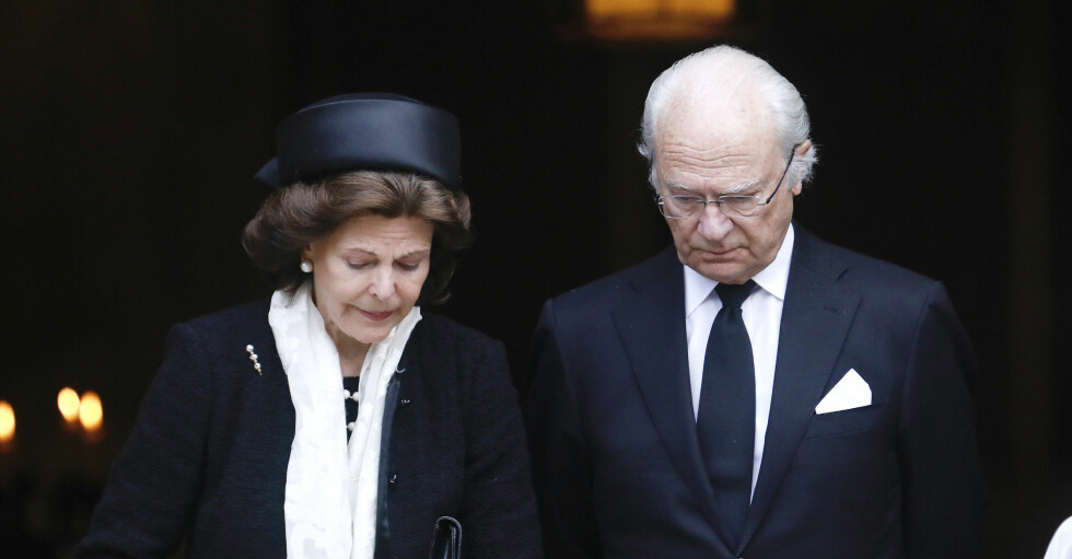 Kungen och drottning Silvia på begravning