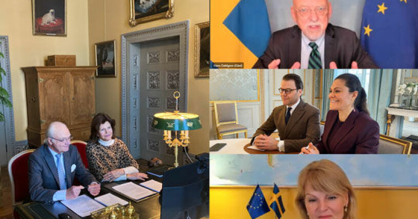 Kung Carl gustaf och drottning Silvia tillbaka i Stockholm! Här sitter kungaparet i deras privata våning på Drottningholms slott Kungaparet och kronprinsessparet