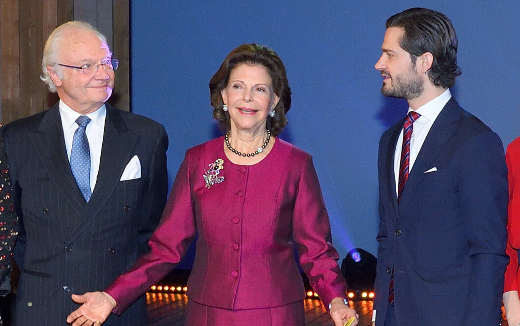 Kungen och Carl Philip kommer vi att få se vid Tyrol. kungaparet och Carl Philip.