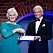 Vattenflödesexperten Jackie King, mottagare av Stockholm Water Prize 2019, hyllas av kungen.