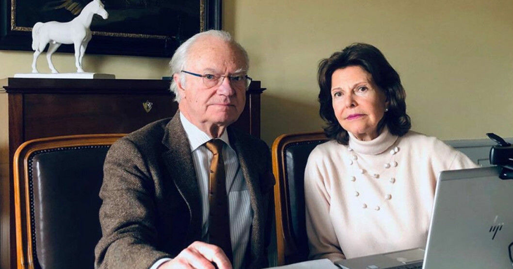 Kungen och drottning Silvia har en stor apparat kring sig.