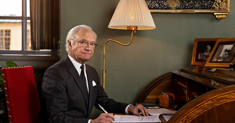 Kungen har bestämt sig! kungen på drottningholm slott