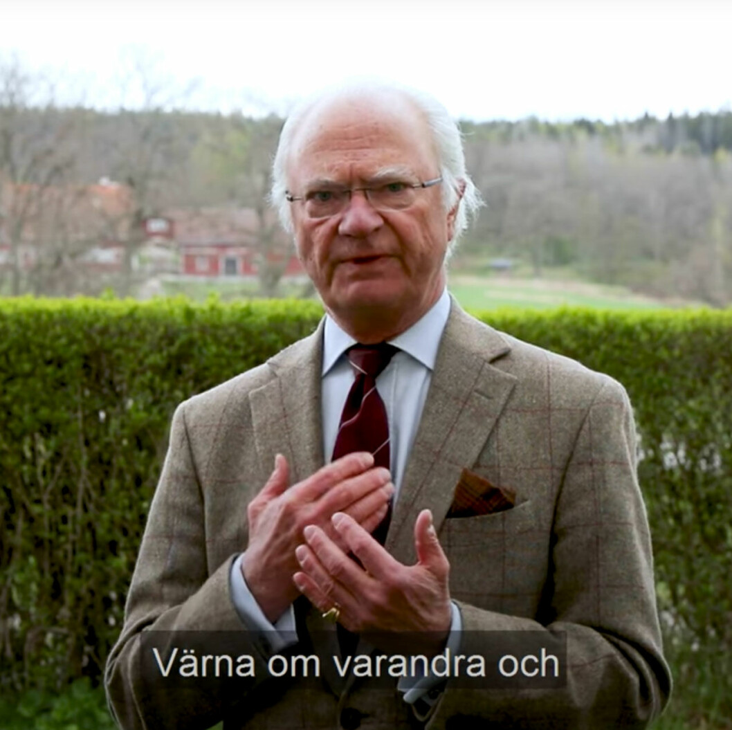 Kungen och drottningen var på Stenhammar när upploppet och kaoset på Lejonbacken bröt ut. Kungens födelsedag 2020, tackar för hyllningarna.