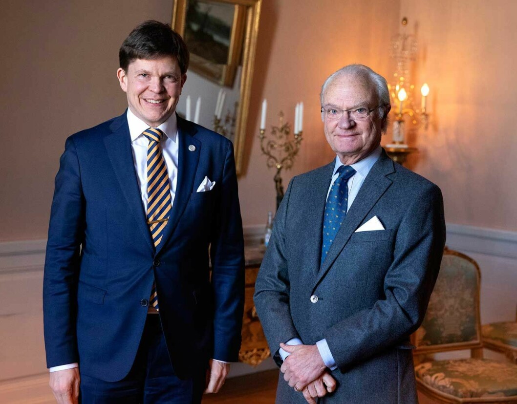 Kungen och talmannen Andreas Norlén på slottet idag. Kungen fick en lägesrapport om arbetet med att ta fram förslag till statsminister.