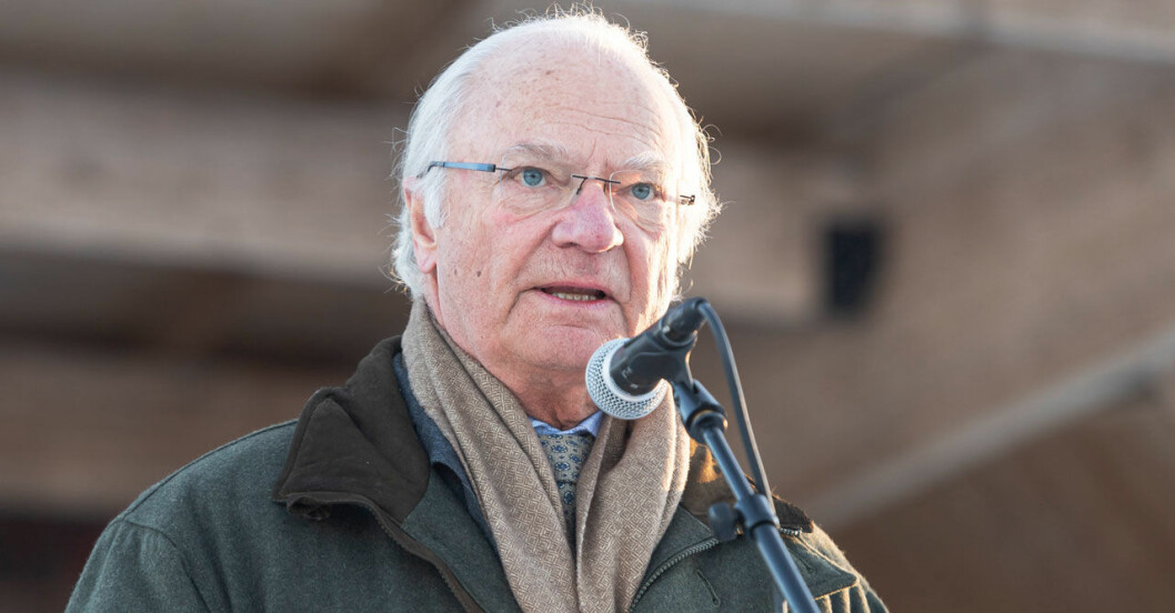 Kung Carl Gustaf älskar idrott. Kung Carl Gustaf älskar idrott.