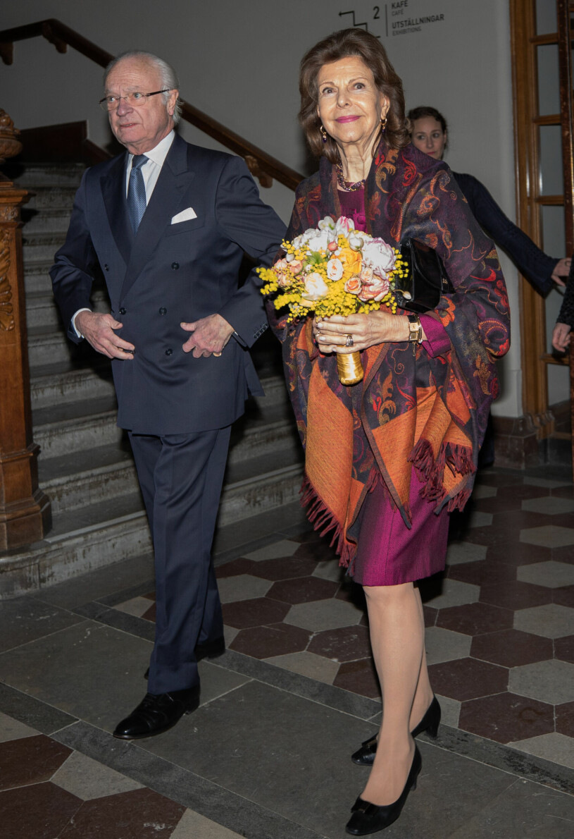 Kungen och drottningen i fredags, bara dagar innan operationen. Kung Carl Gustaf och drottning Silvia