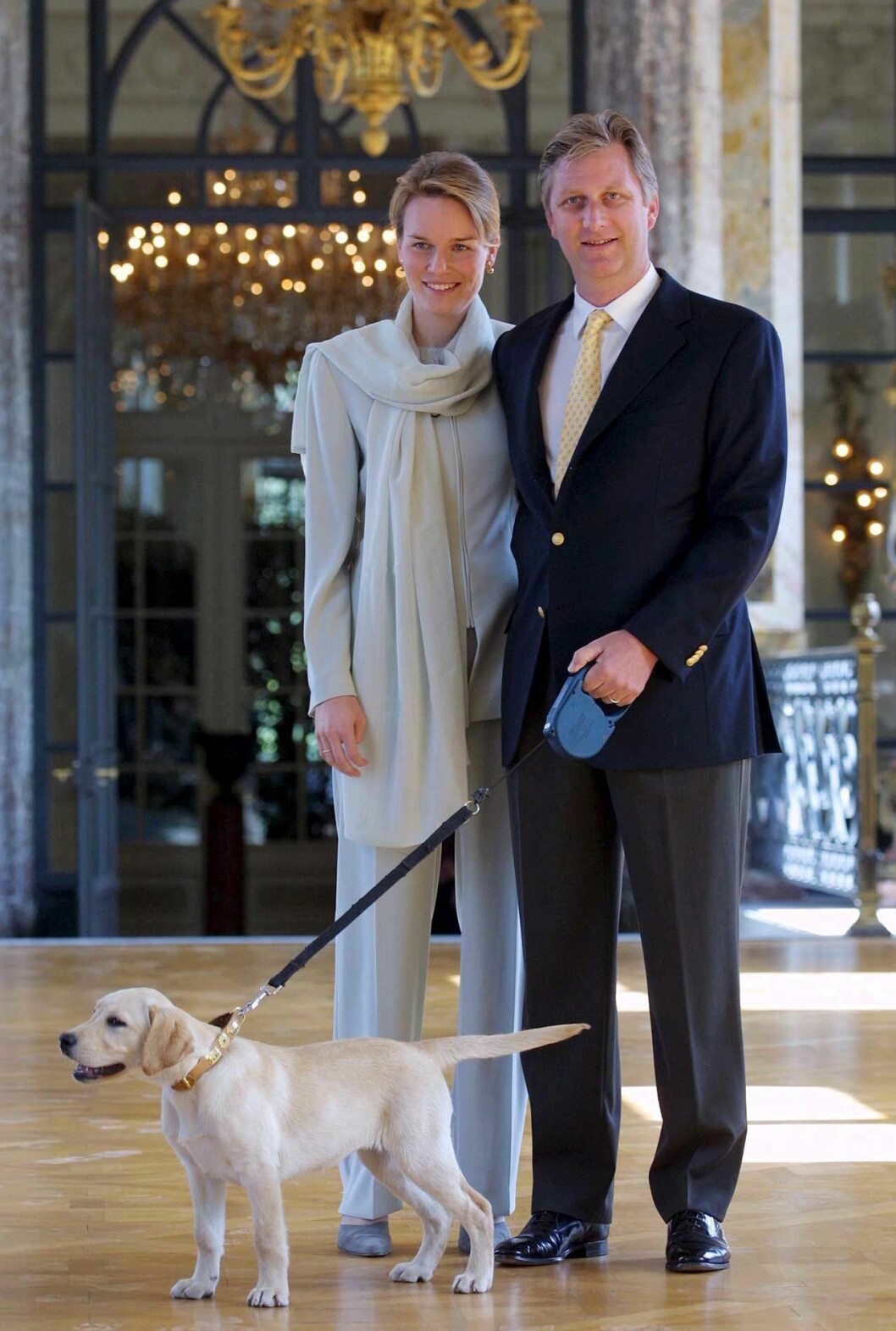 Den här labradorvalpen yrde runt på slottet Laeken i Bryssel när kung Philippe och drottning Mathilde var nygifta. Den här labradorvalpen yrde runt på slottet Laeken i Bryssel när kung Philippe och drottning Mathilde var nygifta.