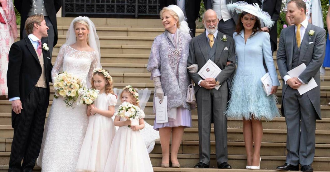 Gabriella Windsor med sina föräldrar under vigseln.