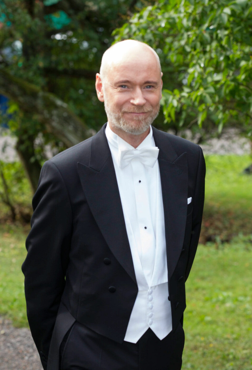 Couturedesignern Lars Wallin stod för brudklänningen. Lars Wallin