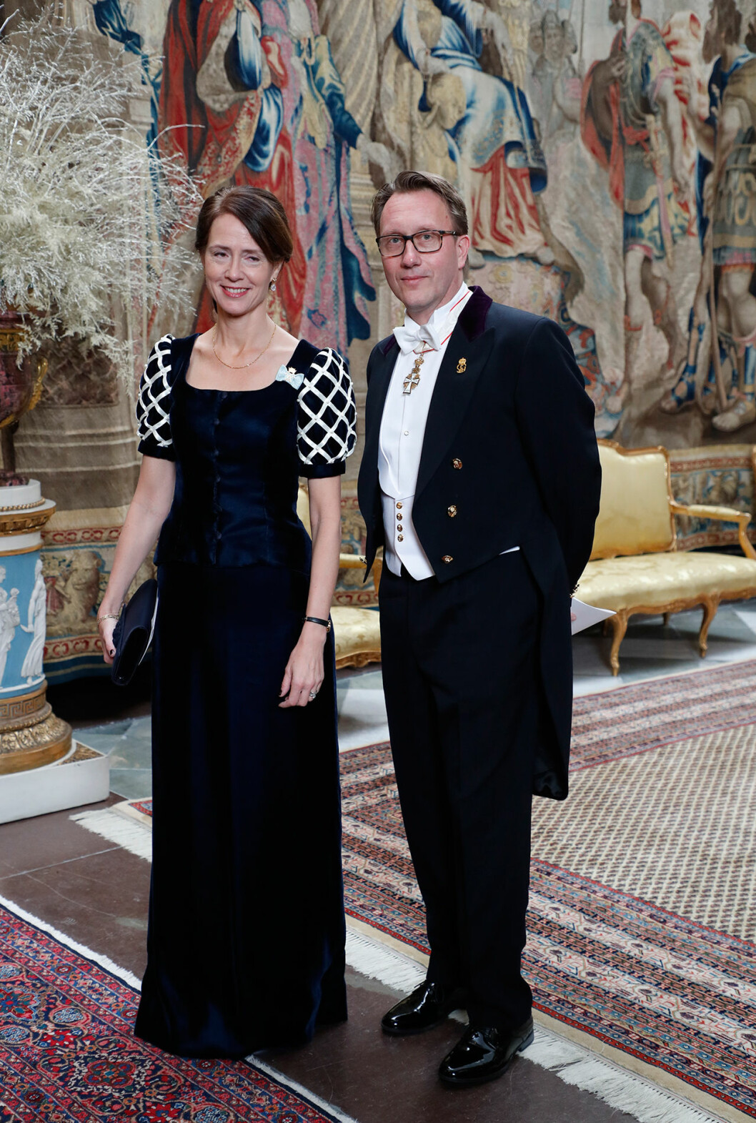 Hovmarskalk Lena Bartholdson, som är chef över Kronprinsessans hovstat, med kollegan Göran Lithell, chef över kungens hovstat. hovmarskalk Lena Bartholdson