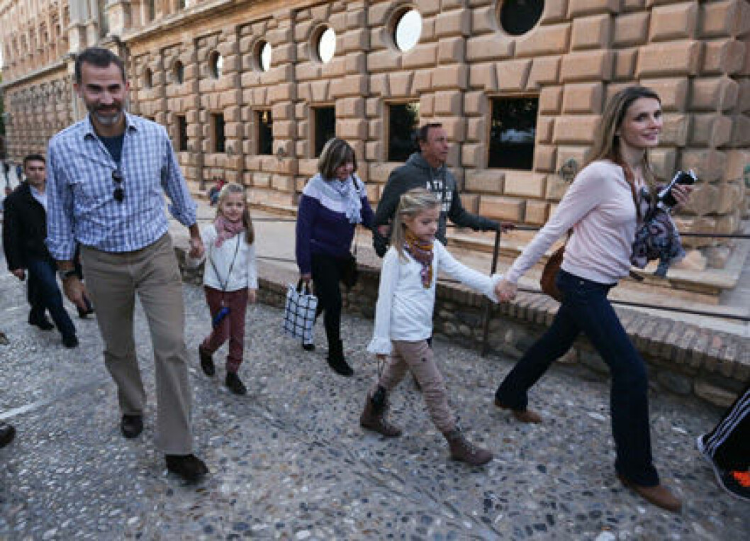 letizia-felipe-barn-ao