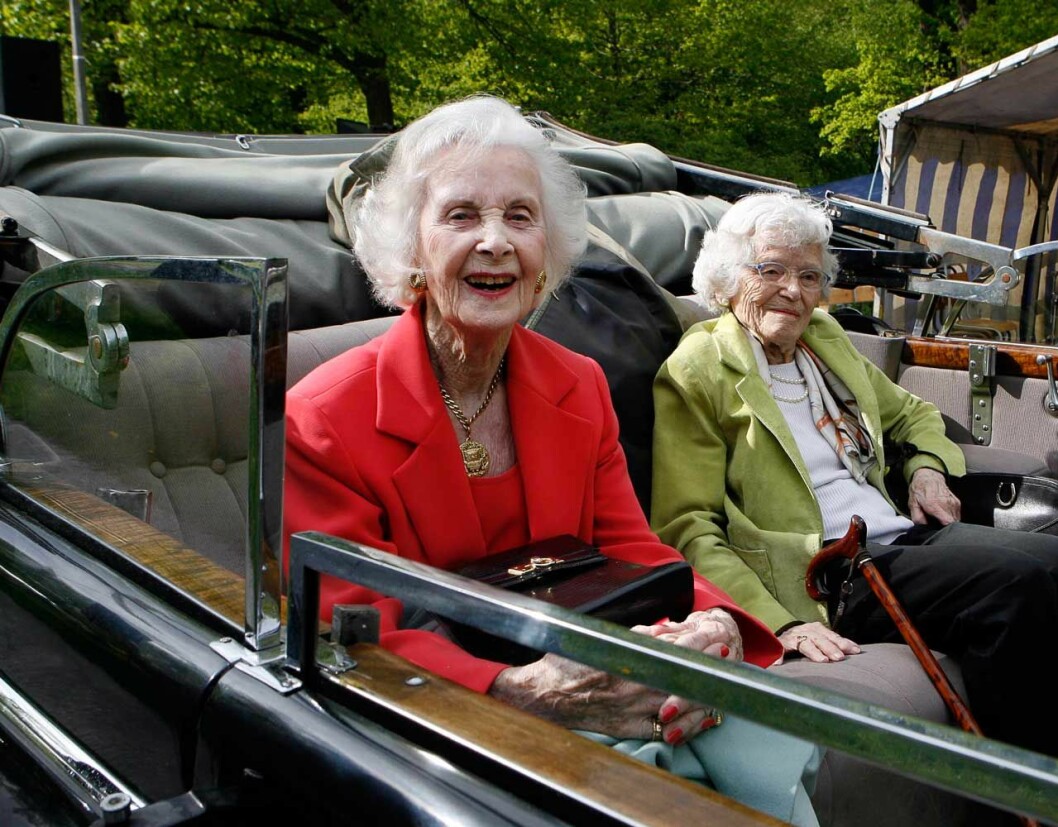 Prinsessan Lilian. Hovmarskalk Elisabeth Palmstierna.