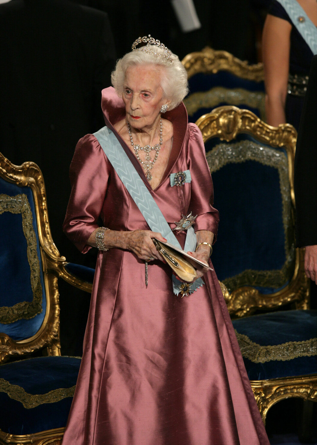 2006 års Nobelfest blev Lilians sista. Då var hon 91 år gammal men fortfarande elegant som få. 2006 års Nobelfest blev Lilians sista. Då var hon 91 år gammal men fortfarande elegant som få.