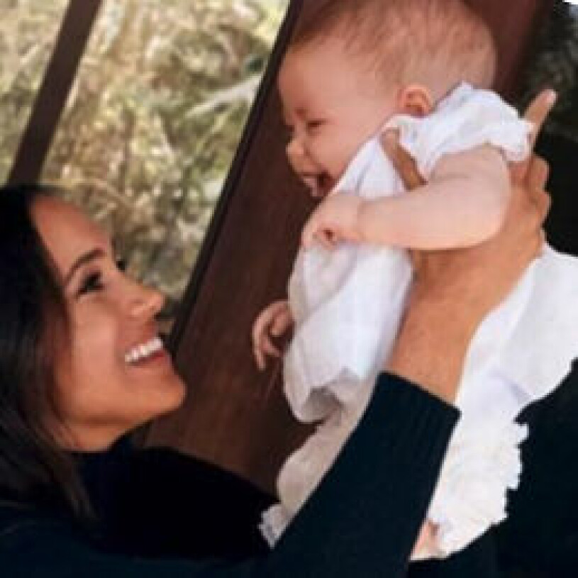 Baby Lilibet, det oskyldiga offret i Meghans och Harrys krig med kungafamiljen. Lilibet Meghan Markle ny bild