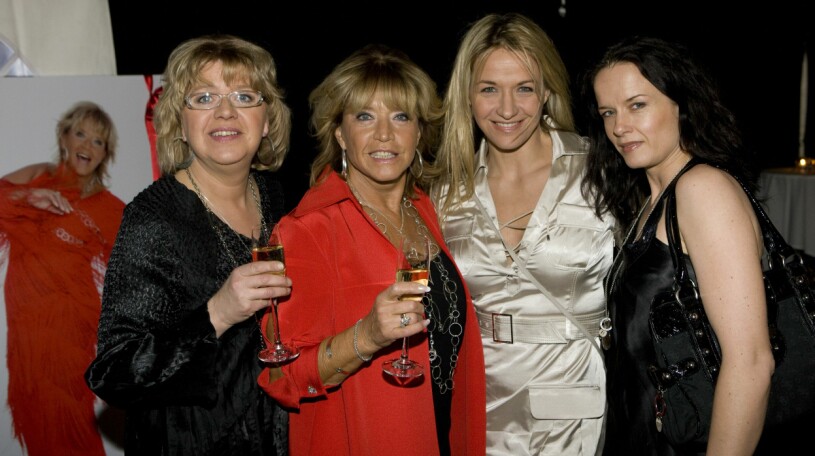 Lill-Babs med sina tre döttrar, 2008.