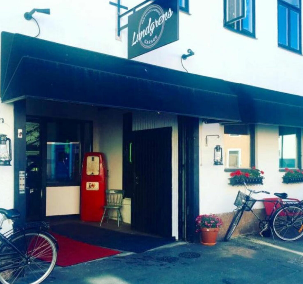 Restaurangen Lundgrens Garage har en plats i White Guide och är Borgholms hetaste restaurang. lundgrens garage