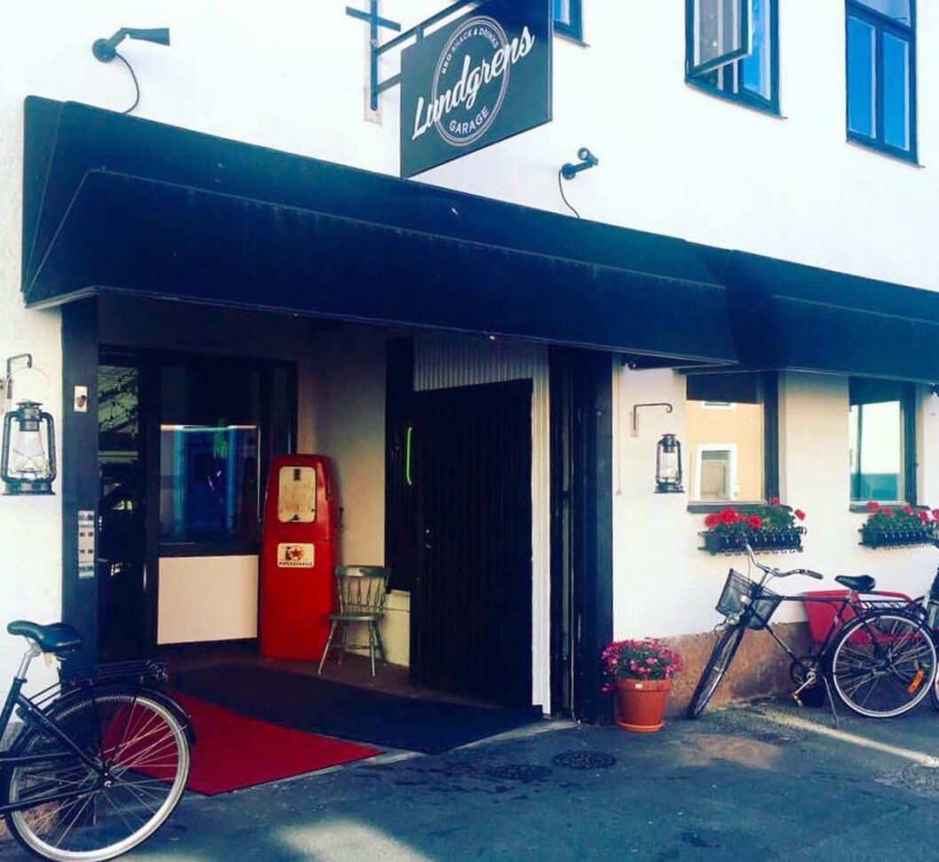 Lundgrens Garage. Lundgrens Garage.