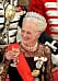 Drottning Margrethe i galastass och tiara. 