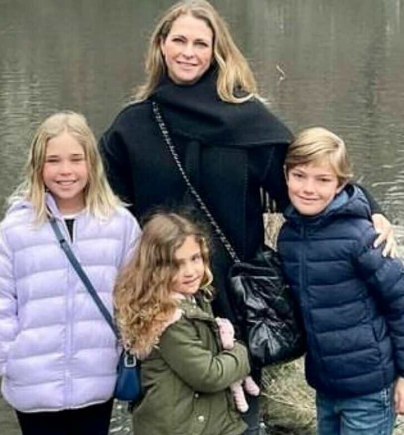 Prinsessan Madeleine i New York med sina barn 2023