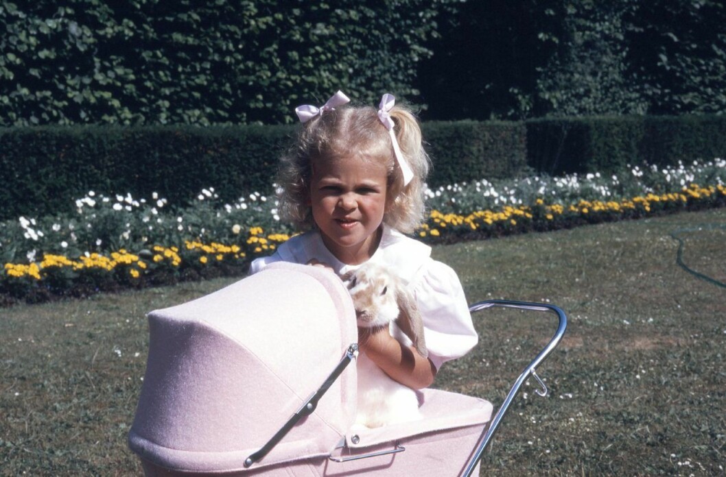 1984, liten lintott på Öland. Prinsessan Madeleine