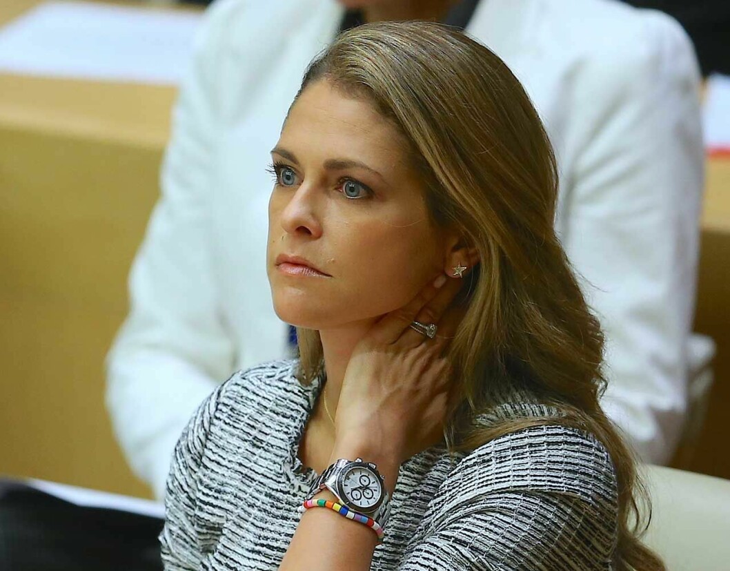 Prinsessan Madeleine stöttar drabbade efter stormen Dorian på det sätt hon kan. Prinsessan Madeleine stöttar drabbade efter stormen Dorian på det sätt hon kan.