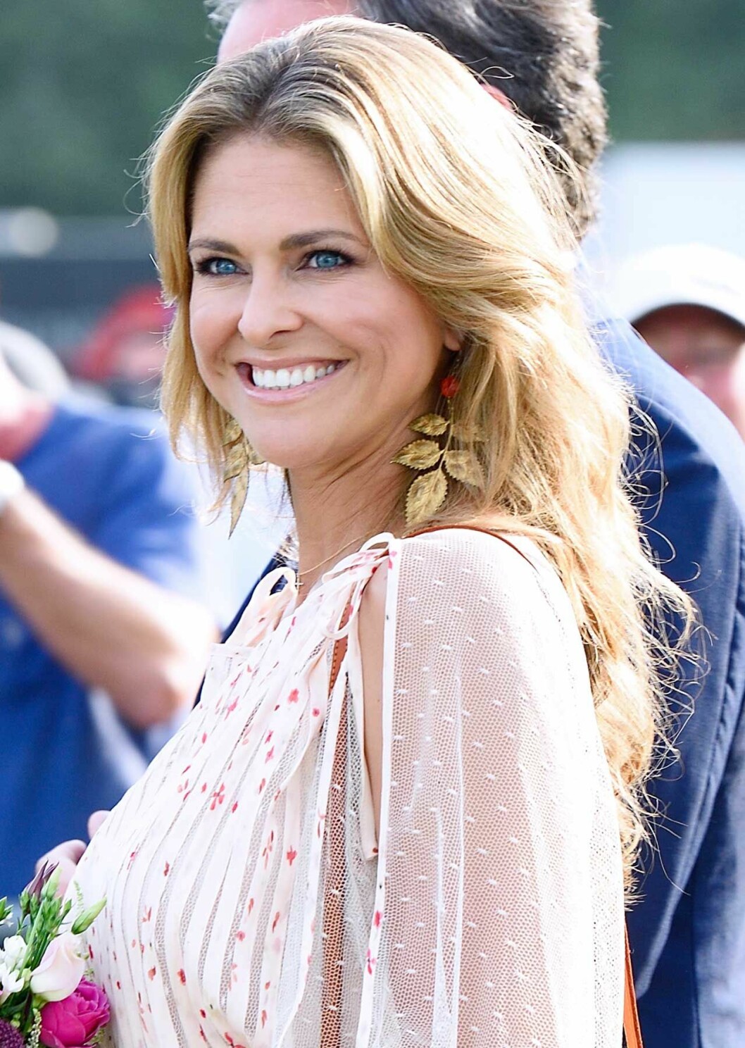 Prinsessan Madeleine i klänning från Valentino.