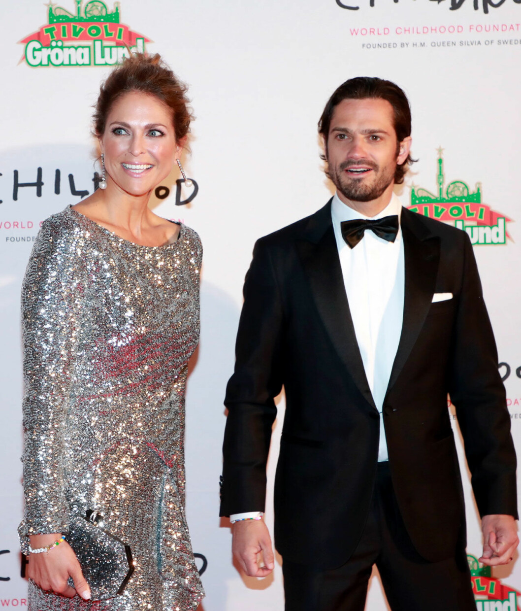 Madeleine och Carl Philip på plats vid Childhoods jubileum