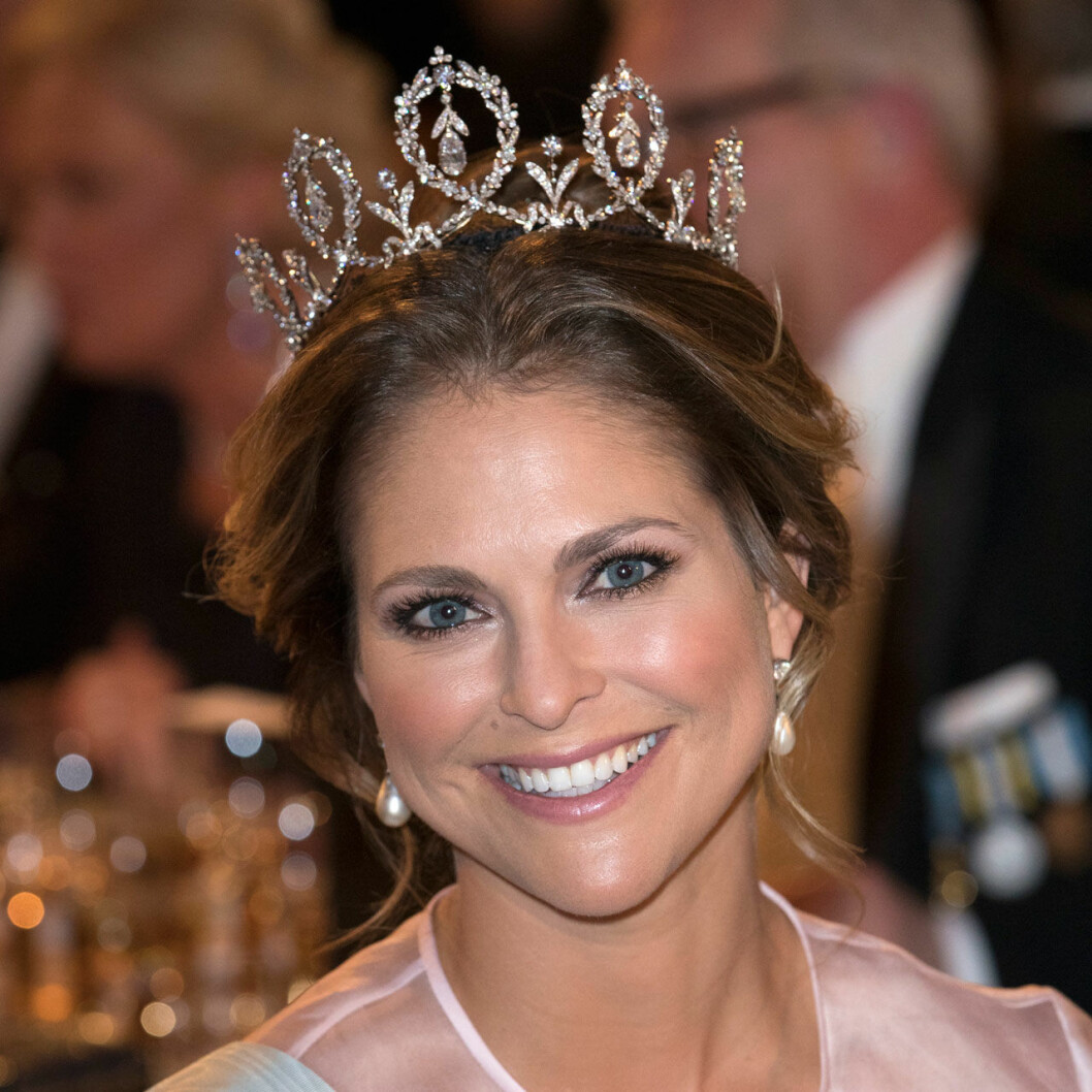 Madeleine har tackat ja. Här i 2016 års Nobellook. prinsessan Madeleine på Nobelfesten