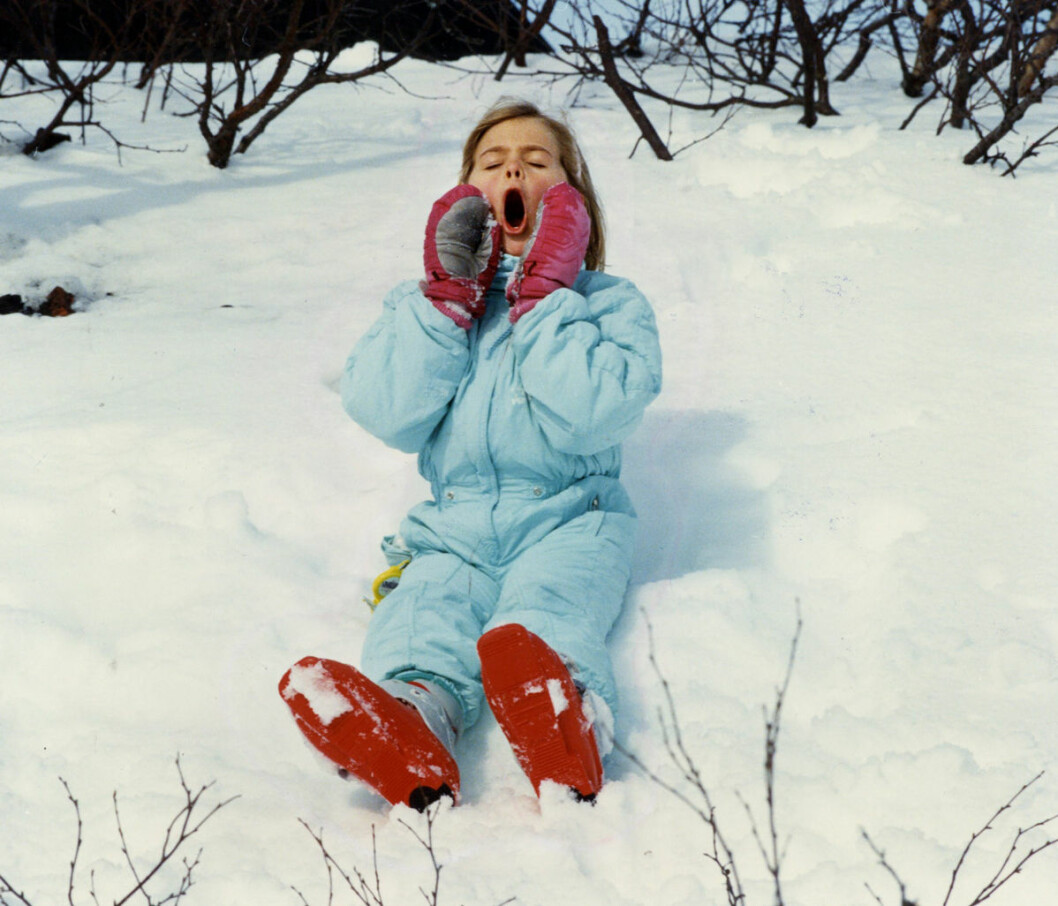 Prinsessan Madeleine i en snödriva under påsklovet år 1990 i Storlien. Prinsessan Madeleine i en snödriva under påsklovet år 1990 i Storlien.