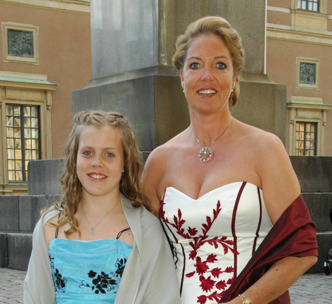 Madeleine med mamma Sibylla vid en middag för de kungliga kusinerna för tio år sedan.