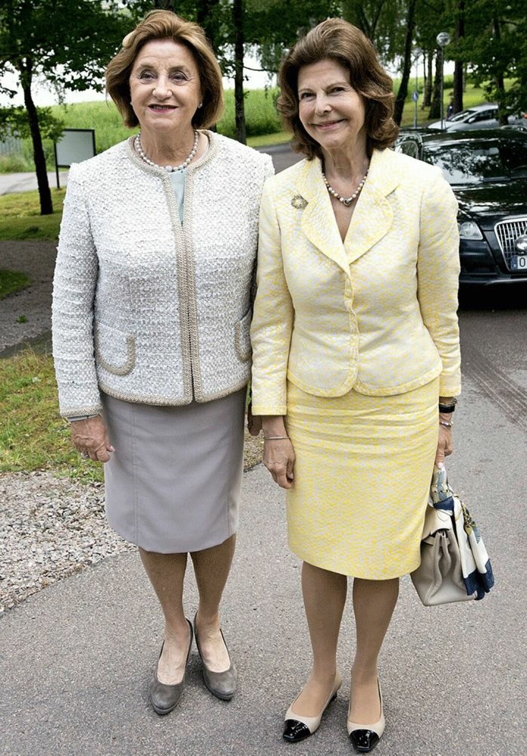 Madeleine Olsson Eriksson och drottning Silvia under invigningen av ett av Stenastiftelsens byggnader. Madeleine Olsson Eriksson och Drottning Silvia